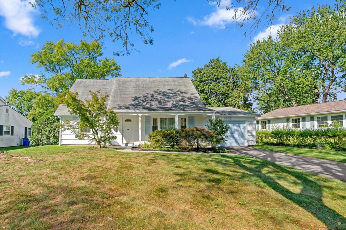 Front of 2802 Farris Lane